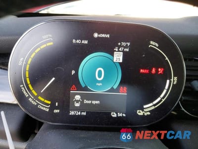 Zdjęcie 9 z 12 samochodu: 2024 MINI COOPER SE VIN:WMW13DJ08R2V87161 - miniatura
