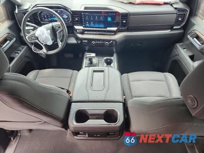 Zdjęcie 8 z 11 samochodu: 2022 CHEVROLET SILVERADO K1500 RST VIN:2GCUDEED5N1518633 - miniatura