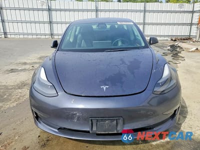 Piąte zdjęcie samochodu w środku: 2022 TESLA MODEL 3 VIN:5YJ3E1EA1NF188364 - miniatura