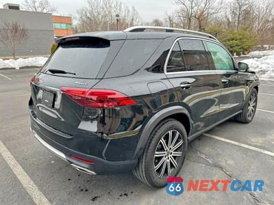 Trzecie zdjęcie samochodu z tyłu: 2026 MERCEDES-BENZ GLE 350 4MATIC VIN:4JGFB4FB9TB547888 - miniatura