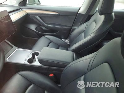 Zdjęcie 8 z 12 samochodu: 2023 TESLA MODEL 3 VIN:5YJ3E1EA7PF550703 - miniatura