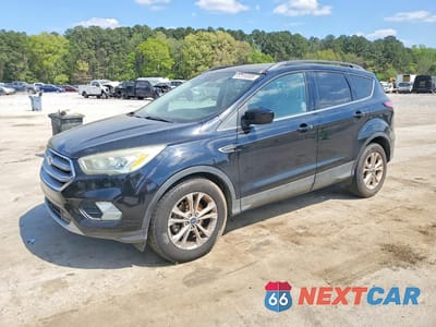 2017 FORD ESCAPE SE 1FMCU0GD6HUA09487 - główne zdjęcie licytacji z USA - miniatura