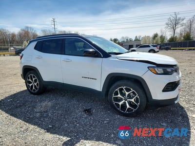 Czwarte zdjęcie samochodu z boku: 2025 JEEP COMPASS LIMITED VIN:3C4NJDCN2ST521633 - miniatura