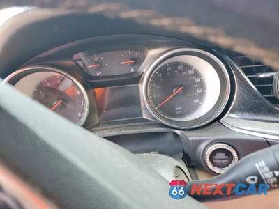 Zdjęcie 9 z 11 samochodu: 2018 BUICK REGAL PREFERRED VIN:W04GL6SX4J1114740 - miniatura