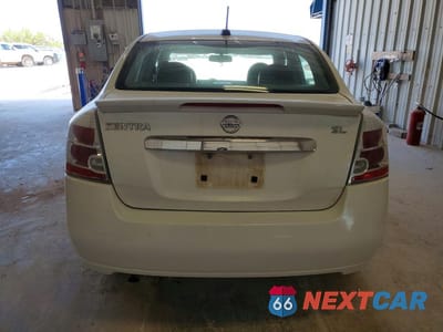 Zdjęcie 6 z 12 samochodu: 2012 NISSAN SENTRA 2.0 VIN:3N1AB6AP8CL714644 - miniatura