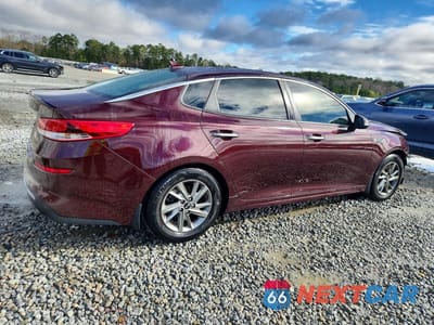 Trzecie zdjęcie samochodu z tyłu: 2019 KIA OPTIMA LX VIN:5XXGT4L30KG312212 - miniatura