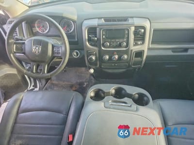Zdjęcie 8 z 13 samochodu: 2019 RAM 1500 CLASSIC TRADESMAN VIN:3C6JR6AT6KG719152 - miniatura