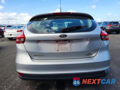 Zdjęcie 6 z 11 samochodu: 2015 FORD FOCUS SE VIN:1FADP3K2XFL222815 - miniatura