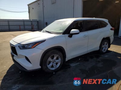 2020 TOYOTA HIGHLANDER L 5TDCZRBHXLS022938 - główne zdjęcie licytacji z USA - miniatura