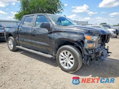 Czwarte zdjęcie samochodu z boku: 2024 CHEVROLET SILVERADO C1500 CUSTOM VIN:3GCPABEKXRG362508 - miniatura