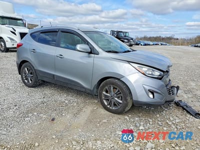 Czwarte zdjęcie samochodu z boku: 2015 HYUNDAI TUCSON SE VIN:KM8JUCAGXFU075789 - miniatura