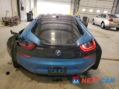 Zdjęcie 6 z 11 samochodu: 2016 BMW I8 VIN:WBY2Z2C50GV676106 - miniatura
