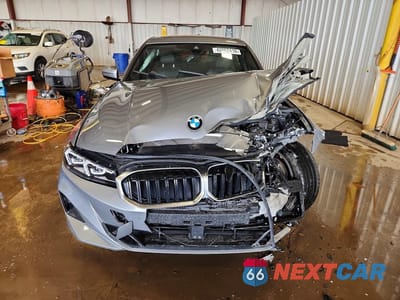 Piąte zdjęcie samochodu w środku: 2023 BMW 330XI VIN:3MW89FF02P8D06830 - miniatura