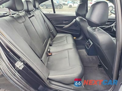 Zdjęcie 10 z 12 samochodu: 2015 BMW 328 XI VIN:WBA3B3G55FNR89240 - miniatura