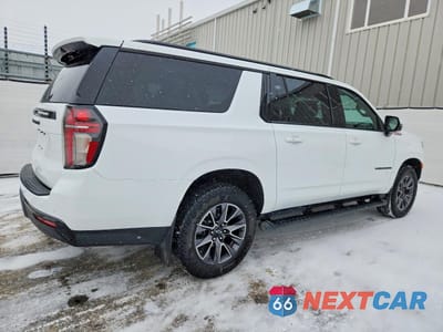 Trzecie zdjęcie samochodu z tyłu: 2023 CHEVROLET SUBURBAN K1500 Z71 VIN:1GNSKDKD8PR450616 - miniatura