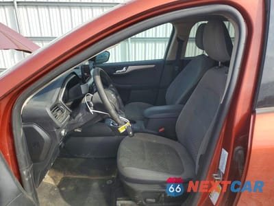 Zdjęcie 7 z 13 samochodu: 2020 FORD ESCAPE SE VIN:1FMCU9G67LUA83502 - miniatura