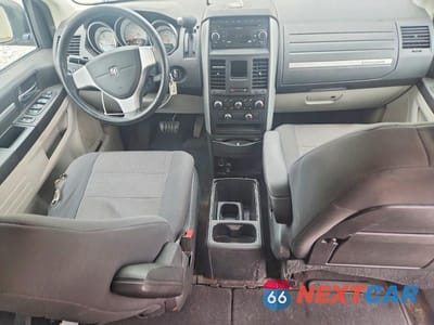 Zdjęcie 8 z 13 samochodu: 2008 DODGE GRAND CARAVAN SXT VIN:2D8HN54P58R102065 - miniatura