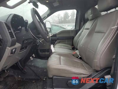 Zdjęcie 7 z 12 samochodu: 2019 FORD F250 SUPER DUTY VIN:1FTBF2B60KEG24536 - miniatura