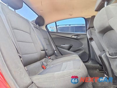 Zdjęcie 10 z 11 samochodu: 2018 CHEVROLET CRUZE LT VIN:1G1BE5SM2J7236495 - miniatura