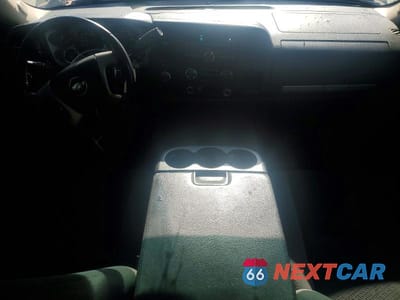 Zdjęcie 8 z 12 samochodu: 2008 CHEVROLET SILVERADO K1500 VIN:2GCEK13M381224013 - miniatura