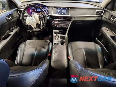 Zdjęcie 8 z 12 samochodu: 2019 KIA OPTIMA S VIN:5XXGT4L31KG302983 - miniatura