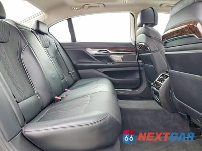 Zdjęcie 10 z 11 samochodu: 2016 BMW 750 XI VIN:WBA7F2C55GG420187 - miniatura