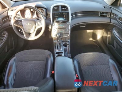 Zdjęcie 8 z 12 samochodu: 2016 CHEVROLET MALIBU CLASSIC VIN:1G11C5SA0GF118337 - miniatura