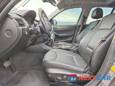 Zdjęcie 7 z 14 samochodu: 2015 BMW X1 XDRIVE35I VIN:WBAVM5C57FVV94853 - miniatura