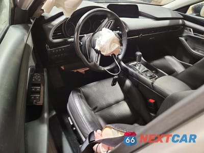 Zdjęcie 8 z 14 samochodu: 2023 MAZDA 3 PREMIUM PLUS VIN:3MZBPBEY4PM350069 - miniatura