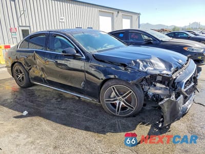 Czwarte zdjęcie samochodu z boku: 2025 MERCEDES-BENZ E 350 VIN:W1KLF4GB9SA161914 - miniatura