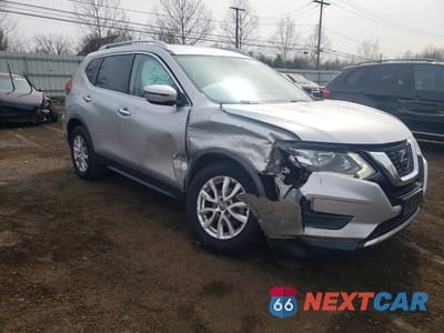 Czwarte zdjęcie samochodu z boku: 2020 NISSAN ROGUE SV VIN:JN8AT2MV5LW117740 - miniatura