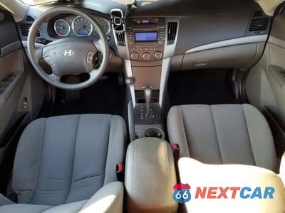 Zdjęcie 8 z 12 samochodu: 2009 HYUNDAI SONATA GLS VIN:5NPET46C69H495293 - miniatura
