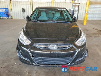 Piąte zdjęcie samochodu w środku: 2016 HYUNDAI ACCENT SE VIN:KMHCT4AE9GU063229 - miniatura