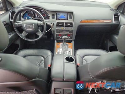 Zdjęcie 8 z 14 samochodu: 2015 AUDI Q7 VIN:WA1LGAFE1FD031299 - miniatura