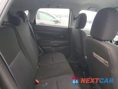 Zdjęcie 11 z 12 samochodu: 2012 MITSUBISHI RVR SE VIN:JA4AJ3AU4CZ602091 - miniatura