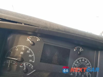 Zdjęcie 8 z 10 samochodu: 2025 VOLVO VN VNL VIN:4V4NC9EH2SN661281 - miniatura