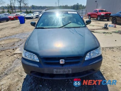 Piąte zdjęcie samochodu w środku: 1999 HONDA ACCORD EX VIN:1HGCG565XXA075609 - miniatura