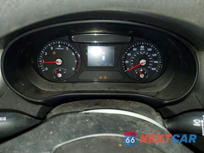 Zdjęcie 9 z 12 samochodu: 2016 KIA SORENTO LX VIN:5XYPG4A37GG098989 - miniatura