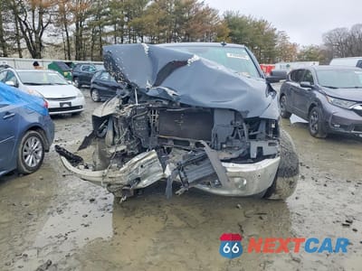 Piąte zdjęcie samochodu w środku: 2016 RAM 1500 SLT VIN:3C6RR7LT7GG371486 - miniatura