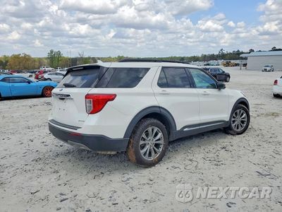 Trzecie zdjęcie samochodu z tyłu: 2021 FORD EXPLORER XLT VIN:1FMSK8DH1MGA80886 - miniatura