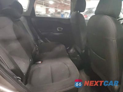 Zdjęcie 11 z 13 samochodu: 2018 KIA SOUL + VIN:KNDJP3A50J7537178 - miniatura