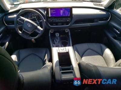 Zdjęcie 8 z 12 samochodu: 2024 TOYOTA GRAND HIGHLANDER HYBRID XLE VIN:5TDACAB54RS025911 - miniatura