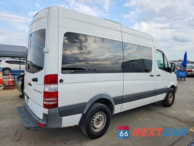 Trzecie zdjęcie samochodu z tyłu: 2015 MERCEDES BENZ SPRINTER DELIVERY VAN VIN:WDZPE7CC7FP125639 - miniatura