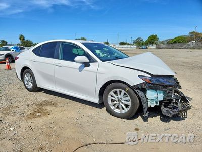 Czwarte zdjęcie samochodu z boku: 2025 TOYOTA CAMRY LE VIN:4T1DAACK4SU200730 - miniatura