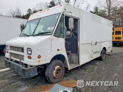 2004 FREIGHTLINER MT45G DELIVERY TRUCK 4UZAARBW24CN63736 - główne zdjęcie licytacji z USA - miniatura