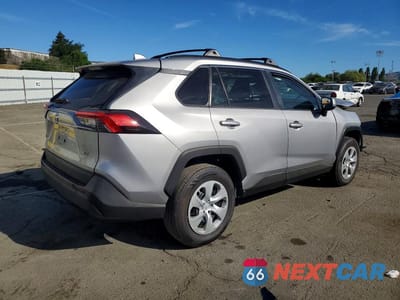 Trzecie zdjęcie samochodu z tyłu: 2020 TOYOTA RAV4 LE VIN:2T3K1RFV6LC045720 - miniatura