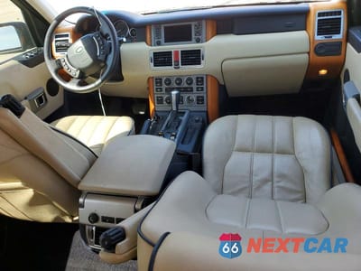 Zdjęcie 8 z 12 samochodu: 2004 LAND ROVER RANGE ROVER HSE VIN:SALME11454A156277 - miniatura