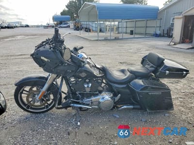 Trzecie zdjęcie samochodu z tyłu: 2018 HARLEY-DAVIDSON FLTRX ROAD GLIDE VIN:1HD1KHC19JB643582 - miniatura