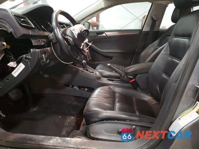 Zdjęcie 7 z 13 samochodu: 2016 VOLKSWAGEN JETTA SEL VIN:3VWL07AJXGM341150 - miniatura