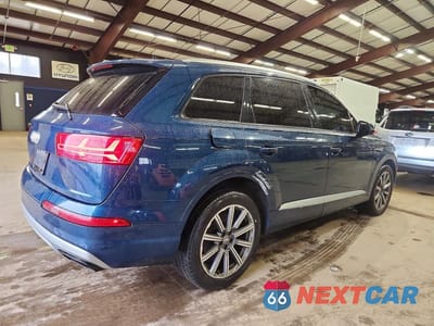Trzecie zdjęcie samochodu z tyłu: 2019 AUDI Q7 PREMIUM VIN:WA1AAAF76KD010405 - miniatura